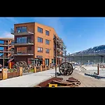 Casa de Férias Cosy And Quiet In The Center, With Free Parking Tromsø