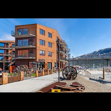 Vakantiehuis Cosy And Quiet In The Center, With Free Parking Tromsø