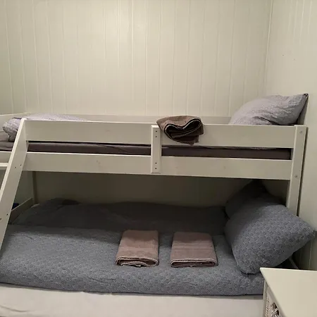 Cosy And Quiet In The Center, With Free Parking