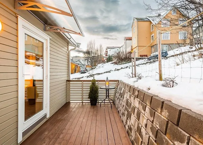 Cosy And Quiet In The Center, With Free Parking *